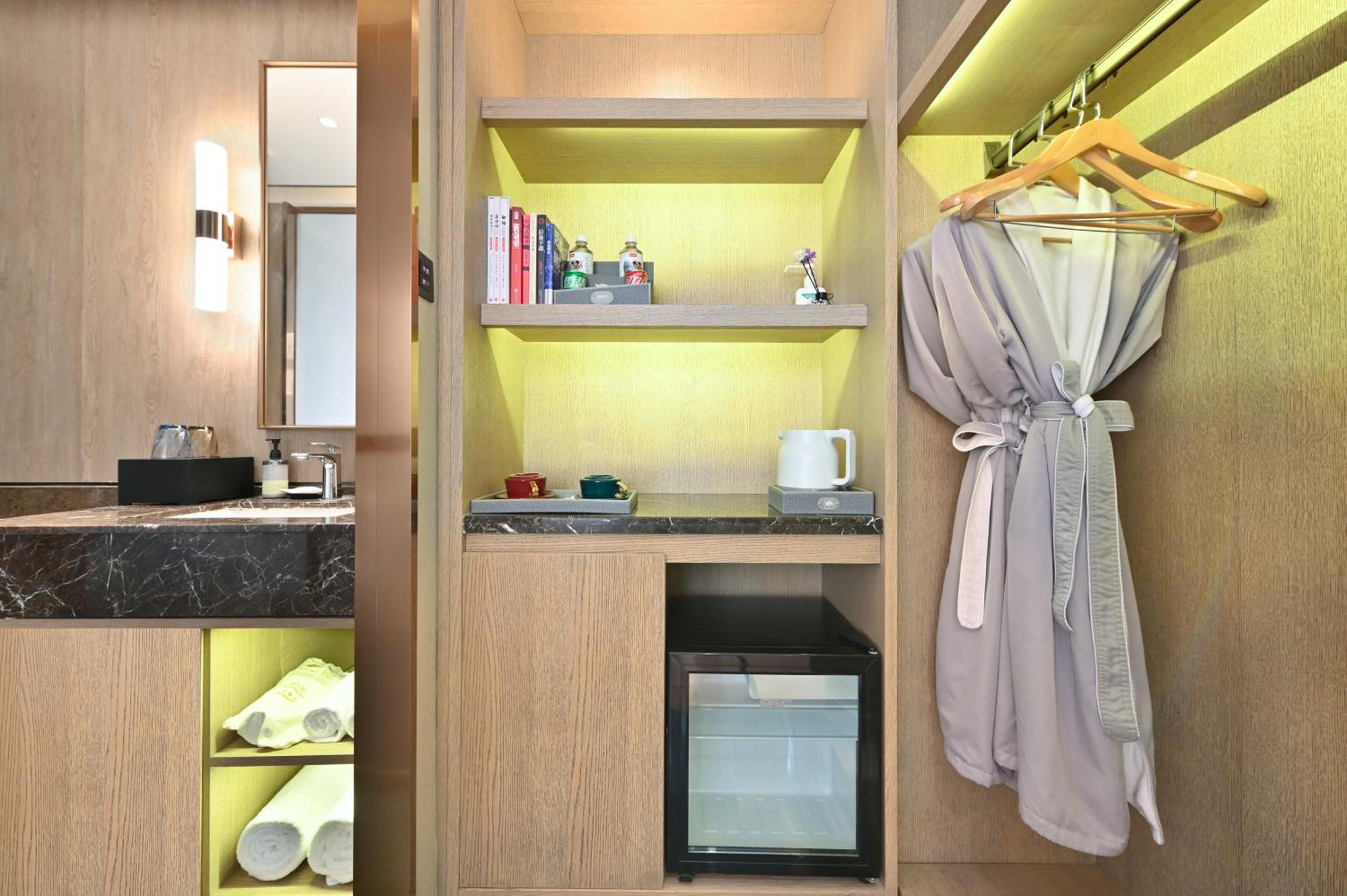 Jingli Hotel Beijing Heshenghui Dajiaoting Subway Station Branch المظهر الخارجي الصورة